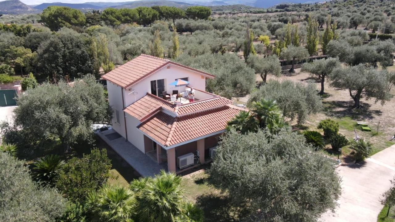 Villa Marianna Алгеро Екстериор снимка